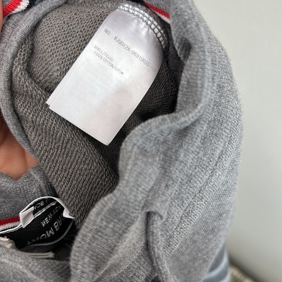 THOM BROWNE MEDIUM GREY COTTON LOOPBACK TONAL 4-BAR SWEAT SHORTS - Picture 12 of 16